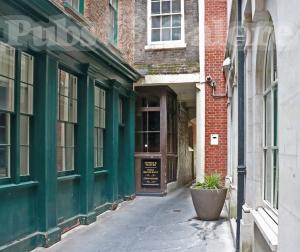 Picture of George & Vulture