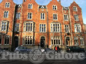 Picture of Dean Court Hotel