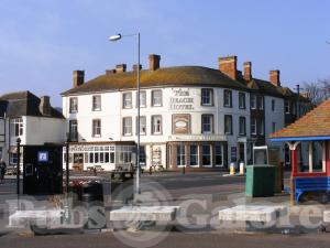 Picture of Steamers Bar @ The Beach Hotel