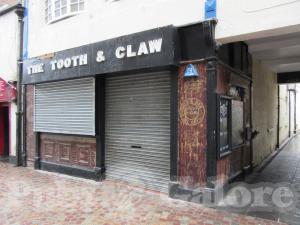 Picture of The Tooth & Claw