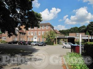 Picture of Harpenden House Hotel