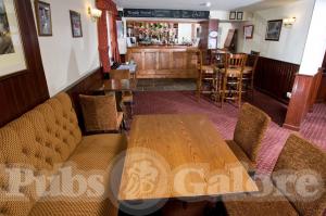 Picture of The Dust Hole (Railway Inn)