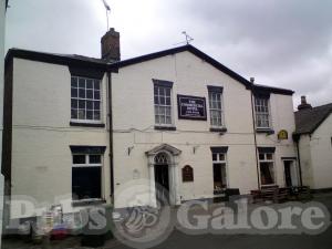 Picture of Commercial Hotel