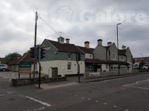 Picture of Harvester The Crown Inn