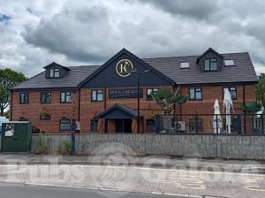 Picture of Hen & Chickens