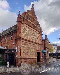 Picture of Green Dragon Hotel