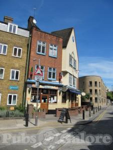 Picture of Stringray Globe Café
