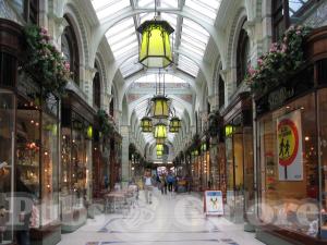 Picture of Cafe Royal