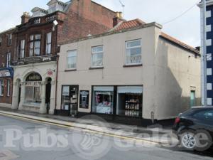 Picture of Crown Hotel