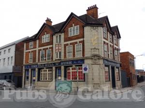 Picture of The Old Bull 'N' Bush