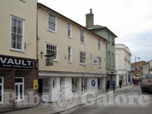 Picture of Bell Hotel