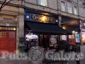 Picture of Circle Lounge