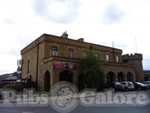 Picture of Guardhouse Bar @ Garrison Hotel