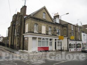 Picture of City Arms