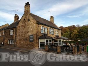 Picture of Coach & Horses