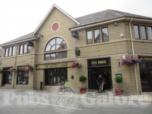 Picture of The Lister Arms (JD Wetherspoon)