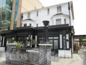 Picture of The Broadway Tavern