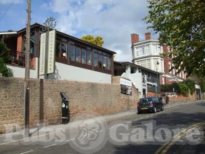 Picture of Gooseberry Bush (JD Wetherspoon)