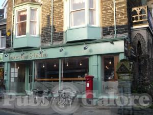 Picture of Lakes Bar