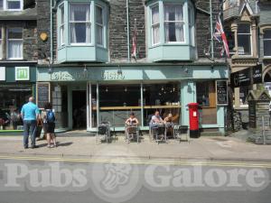 Picture of Lakes Bar