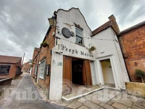 Picture of The Joseph Morton (JD Wetherspoon)