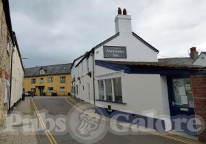 Picture of Axminster Inn