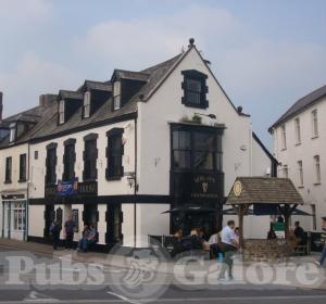 Picture of Quigley's Custom House