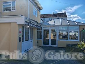 Picture of Driftwood Bar @ Beach Motel