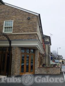 Picture of The Willow Tree (JD Wetherspoon)