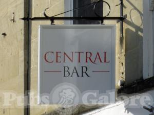 Picture of Central Bar