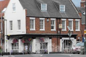 Picture of Tudor Rose Hotel