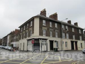 Picture of Railway Hotel