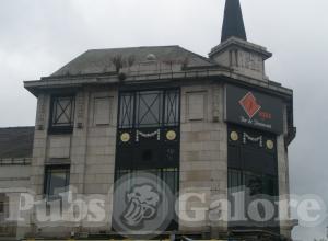 Picture of Vogue Bar & Restaurant