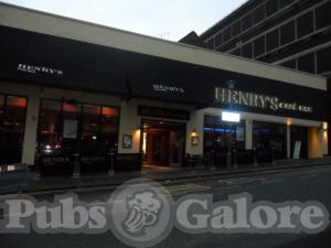 Picture of Henry's