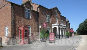 Picture of Nags Head Hotel