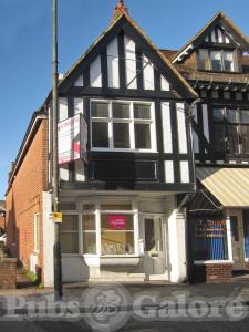 Picture of Model Tavern