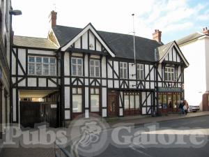 Picture of Crown Hotel