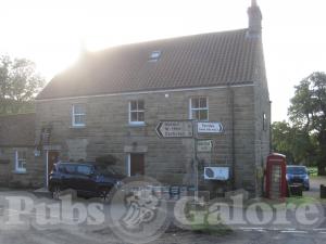 Picture of Feversham Arms Inn