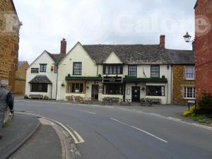 Picture of Deddington Arms Hotel