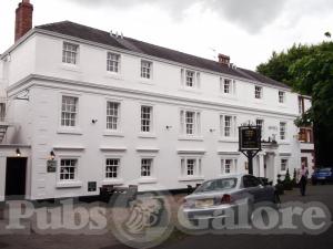 Picture of Waltons Bar (Crown Hotel)