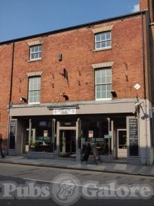 Picture of Chameleon Music Bar