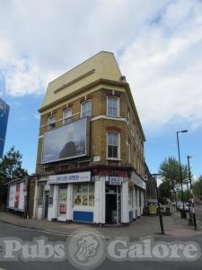 Picture of The Merry Cricketers
