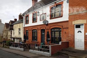 Picture of Bisley House