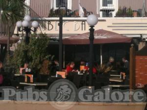 Picture of The Waterfront Bar @ Smiths Hotel