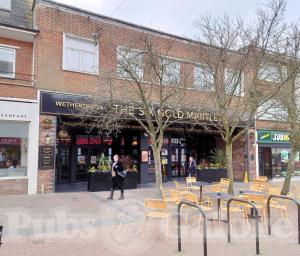 Picture of Six Gold Martlets (JD Wetherspoon)