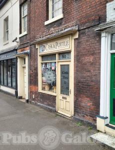 Picture of Cask & Pottle