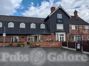 Picture of The Lawns Hotel