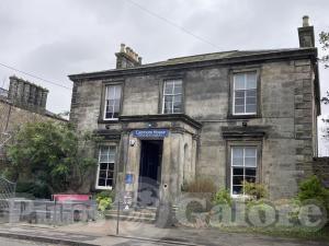 Picture of Canmore House