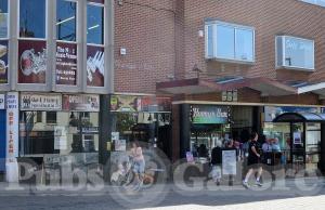 Picture of Harrys Bar