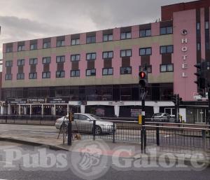 Picture of The Humber Sky Sports Bar @ Gilson Hotel